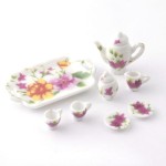 Miniaturowy serwis herbaciany