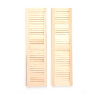 Miniaturowe okiennice drewniane