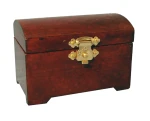 Miniaturowa skrzynia drewniana / kufer
