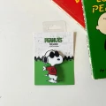Broszka ozdobna PEANUTS "Snoopy Joe Cool"