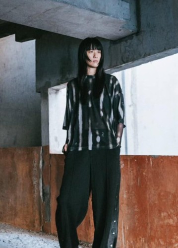 Koszulka / T-Shirt siatkowy MUMINKI Mała Mi i Mimbla" rozm. M