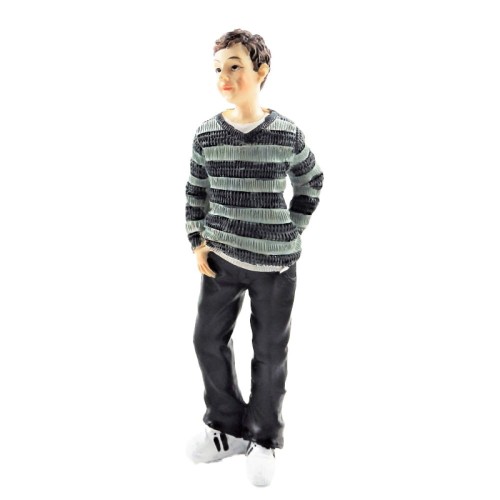 Miniaturowa figurka "Modny nastolatek w swetrze"   DP330