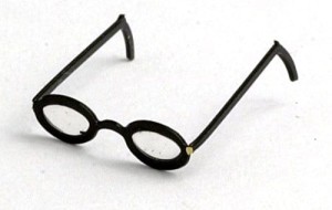 Miniaturowe okulary do czytania