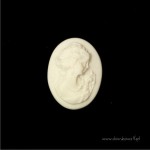 Miniaturowa płaskorzeźba ozdobna