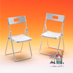 Miniaturowe krzesła składane - 2 szt.