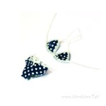 Miniaturowe bikini w groszki