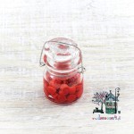 Miniaturowy słoik z konfiturą
