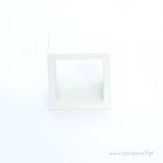 Miniaturowy regał  biały