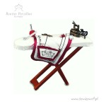 Miniaturowa deska do prasowania z akcesoriami