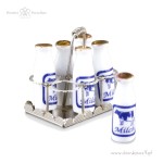 Miniaturowe mleko w koszyku