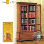 Miniaturowa biblioteczka przeszklona DIY